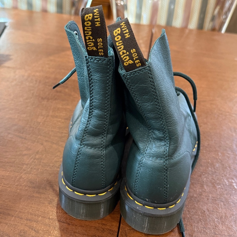 Doc Martins beautiful green color size 42 - Picture 2 of 12